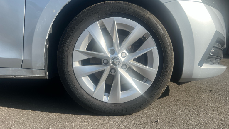 Skoda Octavia 1.4 TSI iV SE Technology DSG 5dr Hatchback